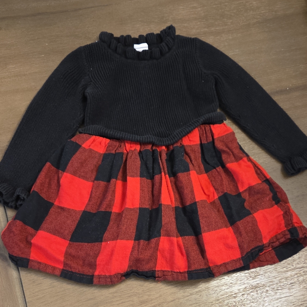 GAP Cozy Black And Red  Knit Sweater